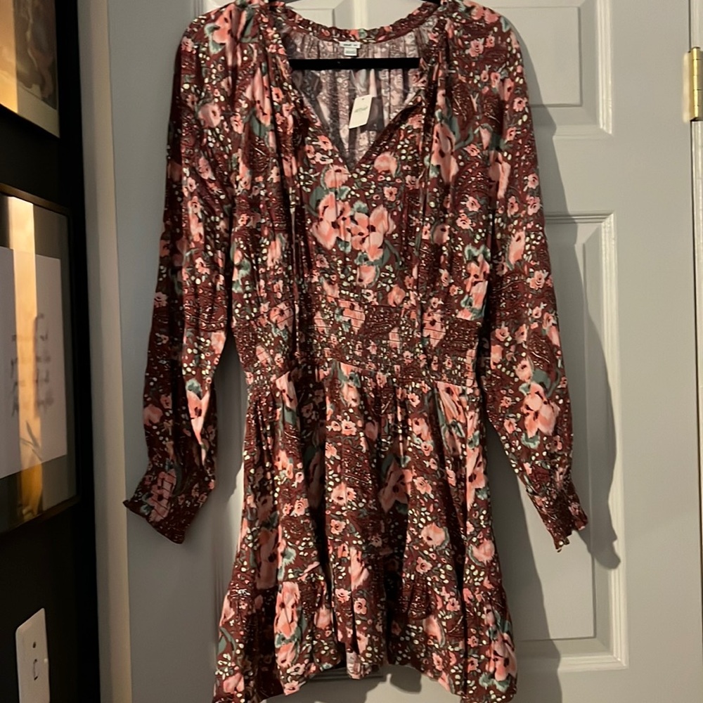 Floral long sleeve dress.